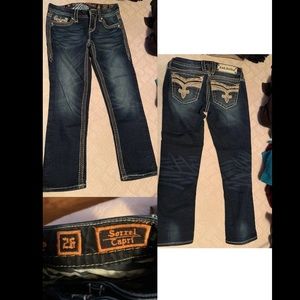 Rock revival capri 26